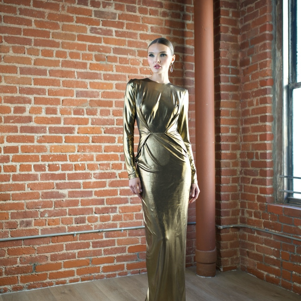 Elegant Gold Evening Gown